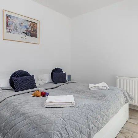 Azure Premium By Renters Prestige Kolberg