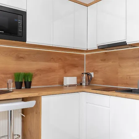 Azure Premium By Renters Prestige Apartment *